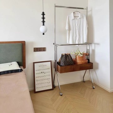 公司貨 超低價 日式輕奢不繡鋼落地衣帽架可移動收納高檔客廳臥室掛衣中古架子 快速發貨