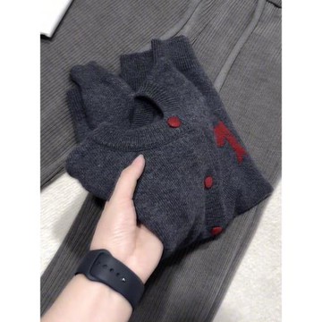 歐貨重磅秋冬季新款女裝2025高級設計感漂亮灰色針織衫穿搭上衣潮