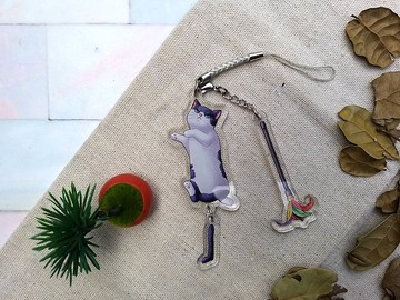 黑白貓咪-透明壓克力手機吊飾