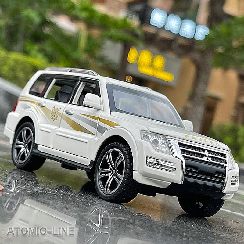 三菱 パジェロ PAJERO 1/32 ミニカー 全2色 ライト点灯 エンジンサウンド 合金モデル 模型 | LINEショッピング