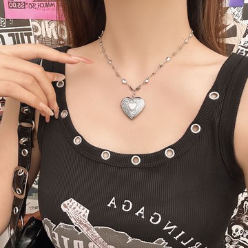 【台灣公司 可打統編】免運 韓國小眾設計ins愛心翻蓋雕花項鏈做舊復古辣妹甜酷風百搭鎖骨鏈 可開發票 全館五折 工廠現貨直銷 新品特價 z9211