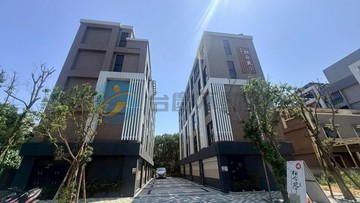 大園客運園區松合苑5全新大面寬邊間戶美透天｜桃園市大園區學十街