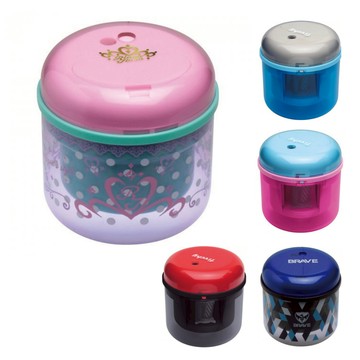 【SONIC】自動停止電動安全削鉛筆機 乾電池式/可上鎖/直徑0.8cm以下鉛筆適用 日本文具 | 媽咪愛