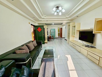 美術館旁四房平車｜高雄市鼓山區瑞豐街