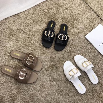 涼拖鞋女2024夏季外穿高級感平底泰國海邊旅游涼鞋一字拖負跟鞋子