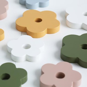 莫蘭蒂彩色小花洞洞板木制裝飾擺件