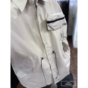 Nor.116 厚磅黏貼口袋防水教練外套-米《NOR1001116》