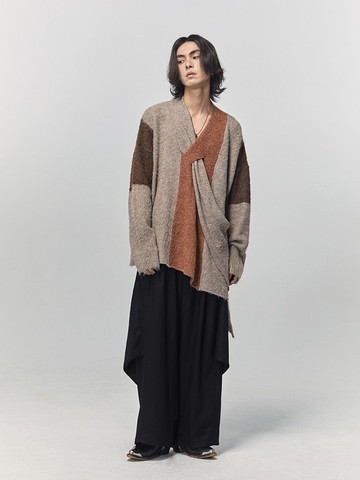 【卡其色】披肩圍巾式/羊毛駝絨/撞色毛衣舒適