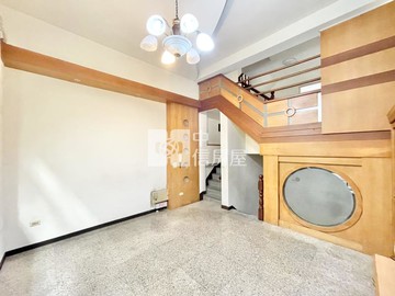 奕遠國堡雙車別墅｜台中市北屯區北屯路