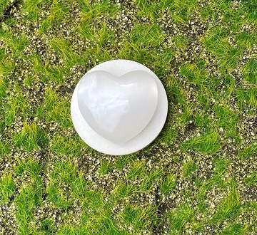 能量擺件-高頻率透石膏愛心 淨化 冥想 療癒 平衡脈輪 快速出貨