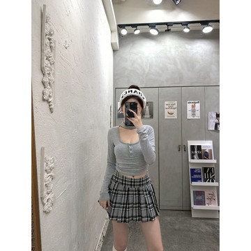 (現貨) 獨家 歐美 設計感 套脖開釦刷毛T 罩杯可拆 托胸帶固定 甜辣性感 露鎖骨 視覺顯瘦 顯身材 長袖上衣
