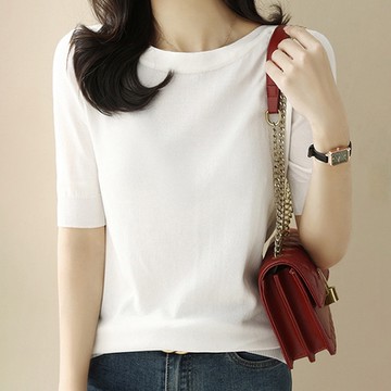 【LANNI 藍尼】現+預 氣質舒適一字領冰絲五分袖針織衫(約會/春夏/OL/素色/優雅)