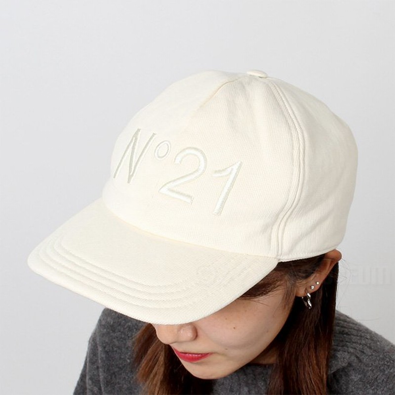 商品 n21 N°21 ホワイト キャップ 帽子 - ヌメロヴェントゥーノ 白 商品 n21 N°21 ホワイト キャップ 帽子 - ヌメロヴェントゥーノ 白