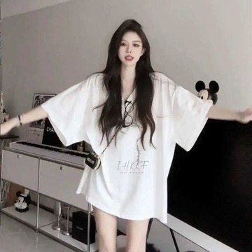 大尺碼女裝 短袖上衣 t恤女 短袖t恤休閒半袖上衣ins潮正肩V領短袖t恤女夏韓版冰絲大版寬鬆簡約百搭Rz
