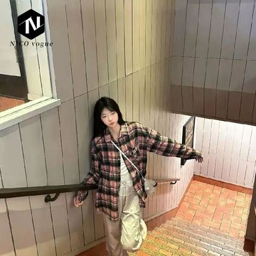 【Nico】美式復古甜酷格子長袖襯衫女外穿新款設計感寬鬆氣質小衆襯衣外套