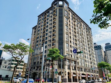 中壢高中光明公園4房B1車位(世界1)**｜桃園市中壢區環西路二段