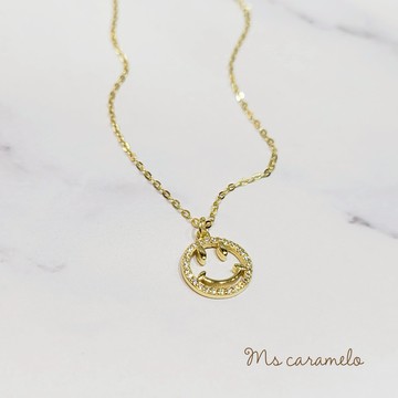 送禮物 現貨商品【焦糖小姐 Ms caramelo】925純銀鍍K黃 鋯石項鍊(笑臉 微笑項鍊)