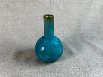 孔雀藍釉小花瓶