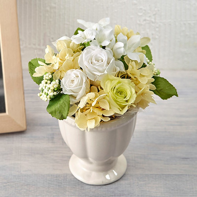 お供え用 プリザーブド アーティフィシャルアレンジメント ルナ プリザーブドフラワー 造花 通販 Lineポイント最大10 0 Get Lineショッピング