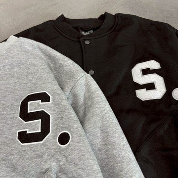 【衣衫倉庫】外套 棒球外套 長袖 衣服 上衣 韓國 質感 百搭 寬鬆 落肩 情侶 休閒 男生外套 外套男 S