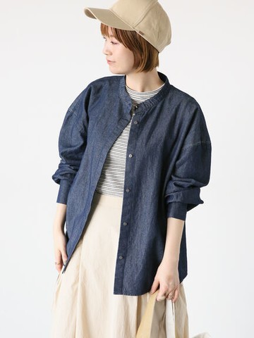 簡單乾淨後縮褶設計牛仔襯衫(FD42L0A0180) - Lugnoncure