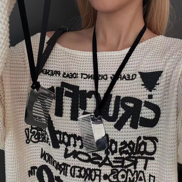 【台灣公司 可打統編】免運 向日葵歐尼同款銀色梳子吊墜項鏈小眾設計百搭洋氣梳掛件毛衣鏈 可開發票 全館五折 工廠現貨直銷 新品特價 z9211