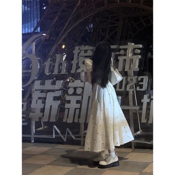 大方得體的裙子夏季法式氣質小清新高級感V領碎花連衣裙子溫柔風