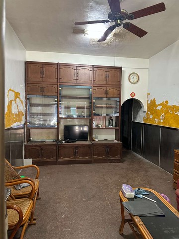 孔鳳熱鬧商圈 美透天｜高雄市小港區孔鳳路