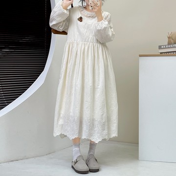 雙層花邊刺繡內刷毛洋裝536281