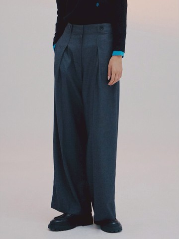 Button Point Curved Tuck Pants_Grey