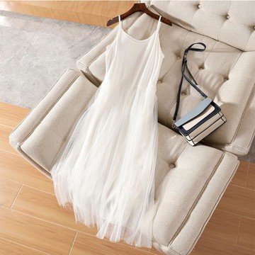 白色連衣裙女春秋外穿網紗吊帶背心裙新款莫代爾氣質顯瘦長款裙子