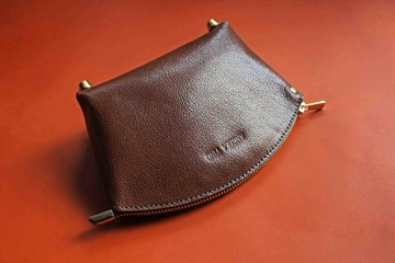 【化妝包 萬用包 Beauty Bag】山羊皮/袋鼠皮 包腳站立 大開口