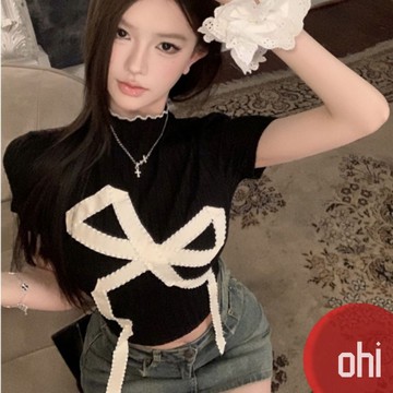 【ohi】撞色蝴蝶結半高領短袖T恤 短款露臍上衣 顯瘦上衣 韓版上衣 簡約上衣 夏天衣服 女裝 GWD5735