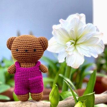 荷蘭 Just Dutch | Boris 編織娃娃和他的櫻桃紅吊帶褲