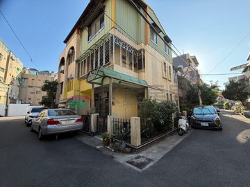 專任 南清大8.3大面寬透天車庫｜新竹市東區南大路