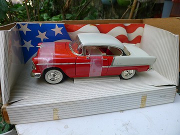 Chevy Bel Sedan 雪佛蘭經典古典老爺房車模型絕版老貨 ERTL 1:18