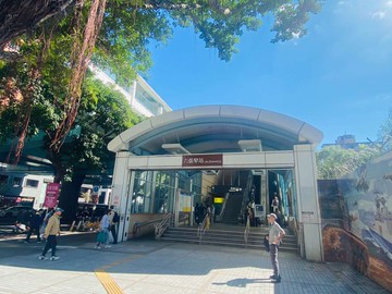 六張犁站450公尺公園為鄰 電梯雙併方正3房屋況佳｜台北市大安區安居街