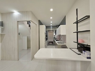 仁武國小旁 五年精裝 臨路車庫透天｜高雄市仁武區仁和南街