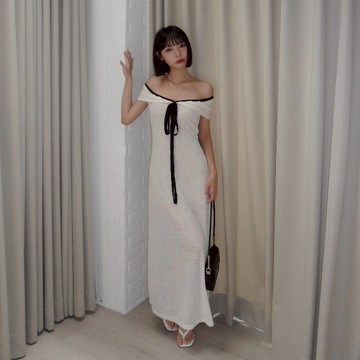 【Aa.chic熱賣商品】浪漫一字領綁帶連身洋(單一色).女裝/一字領/連身/長洋/綁帶/氣質/渡假【C329772】