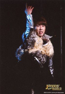 Mis Snow Man/宮館涼太/現場照片·膝上·服裝黑·銀·灰色·右臂提·開口/JOHNNYS 2020 WORLD