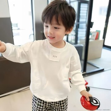 台灣出貨 男童上衣 兒童上衣 兒童衣服 兒童長袖上衣童裝 兒童t恤 韓版寬鬆春秋長袖新款男童白色打底寶寶上衣女童洋氣字母