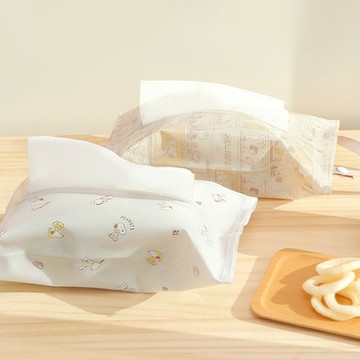 Peanuts史努比塑膠面紙套