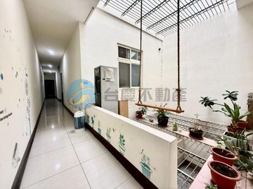 屋主很急出價就談楊梅新城路收租套房透天｜桃園市楊梅區新成路