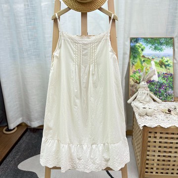 棉質蕾絲吊帶內搭洋裝376580