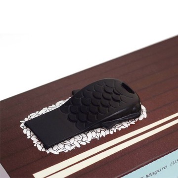 【Dot Design】魚有 Maguro  (USB Card Reader)-黑色