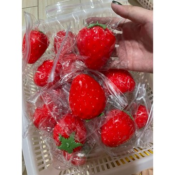 流體草莓捏捏🍓 可塑形 一捏成餅 濕軟黏手 捏捏樂