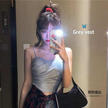 春季韓版修身顯瘦設計感交叉短款打底小小可愛背心女裝【聚物優品】