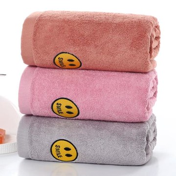 廠家直售竹炭竹纖維140*70浴巾柔軟舒適繡花大浴巾