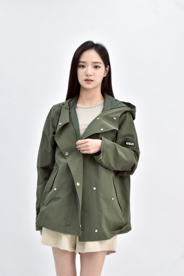 (XL) aigle 連帽排扣綠色外套