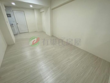 鹽埕區舊崛江.香蕉碼頭即可入住美電梯2房｜高雄市鹽埕區七賢三路